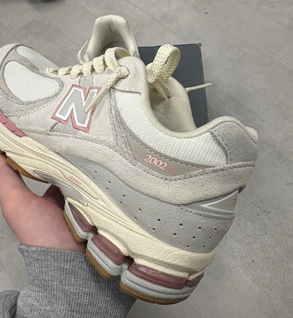 New Balance Sea Salt Gray Pink M2002RPM - Mens 7