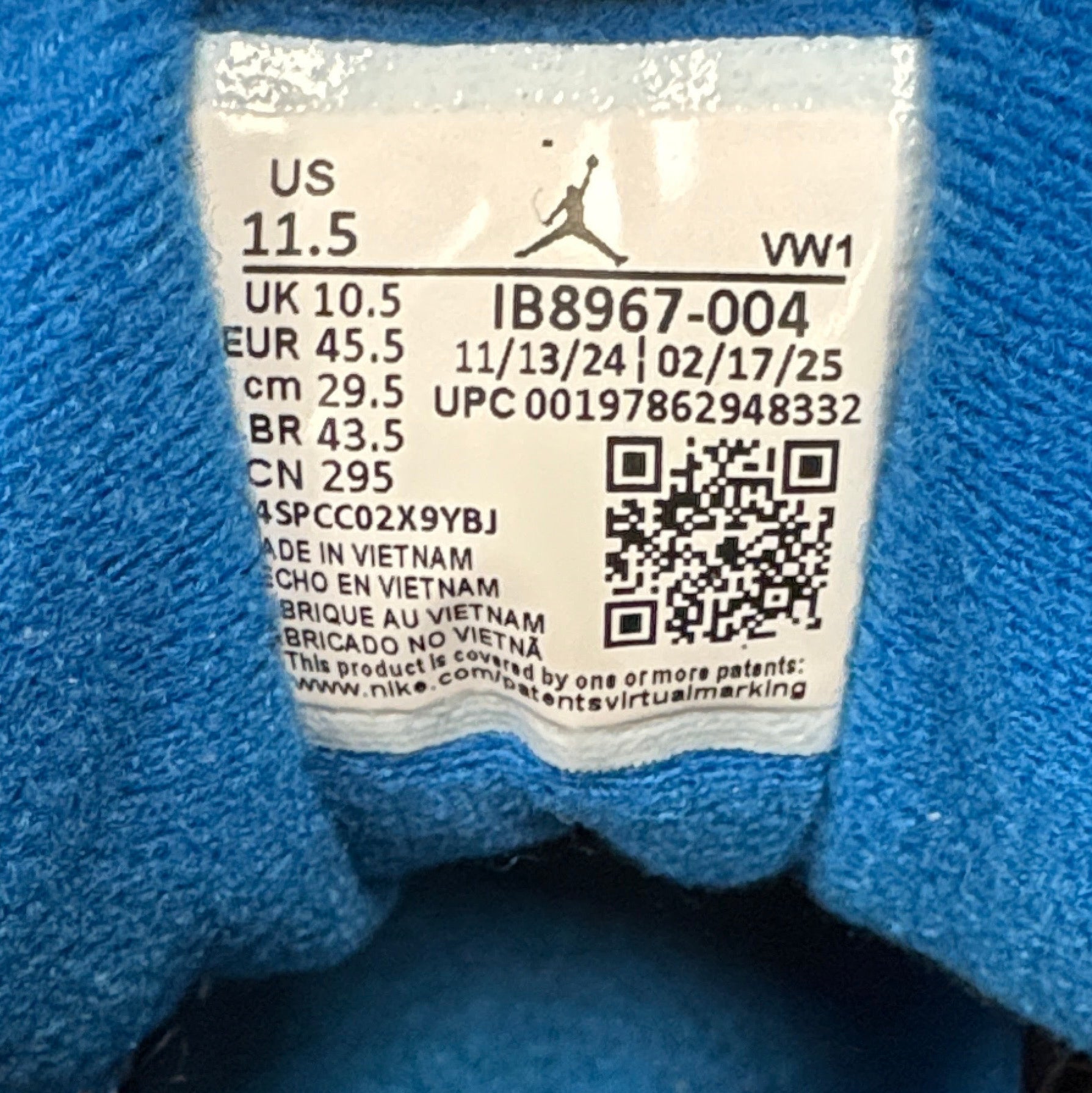 Nike Air Jordan 3 Retro OG Rare Air Sneakers