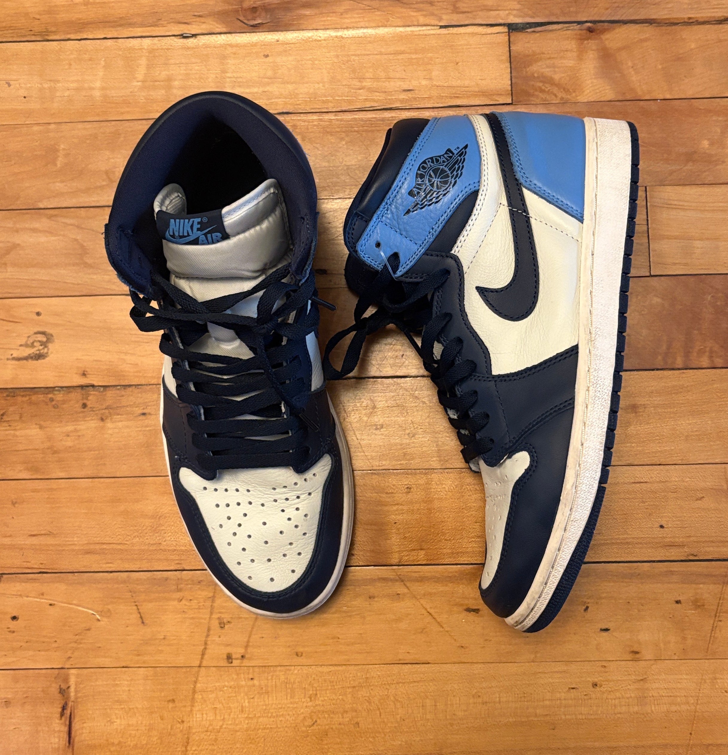 Nike Air Jordan Retro 1 High OG Obsidian Sail - Size 10