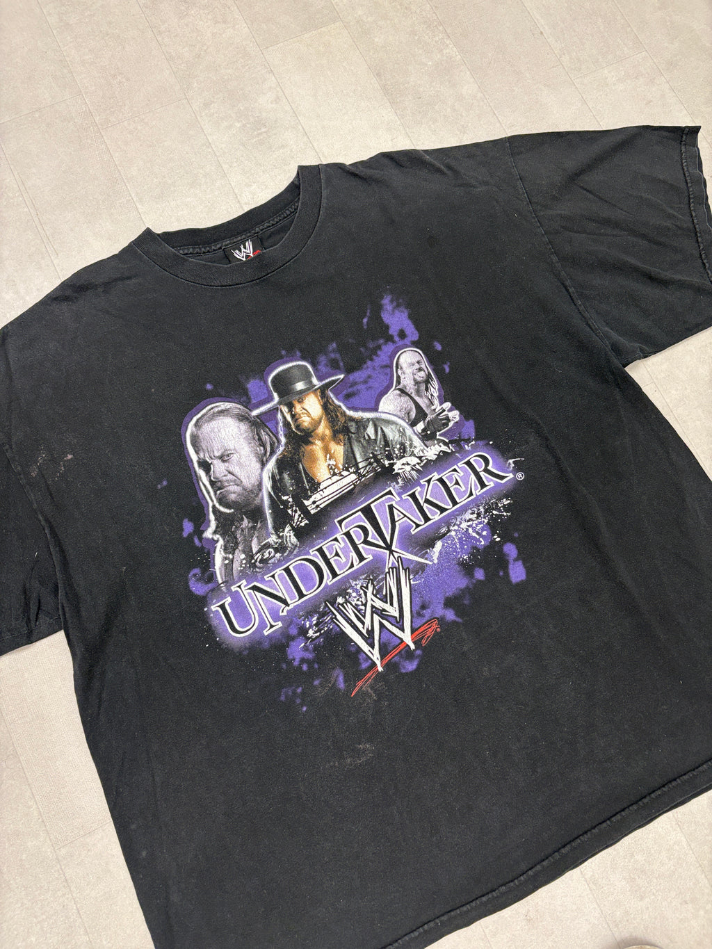Vintage Y2K Undertaker Wrestling WWE Tee