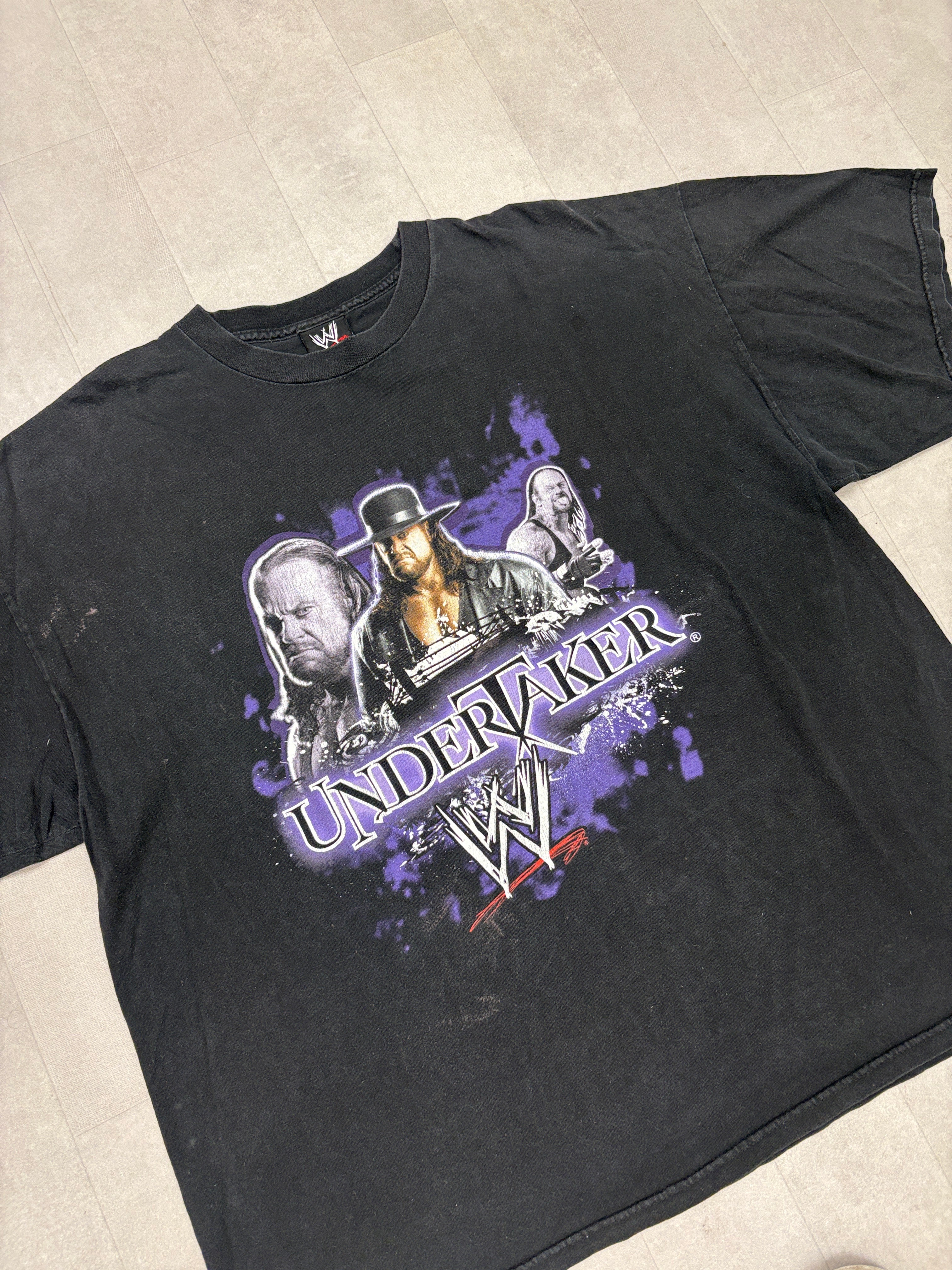 Vintage Y2K Undertaker Wrestling WWE Tee