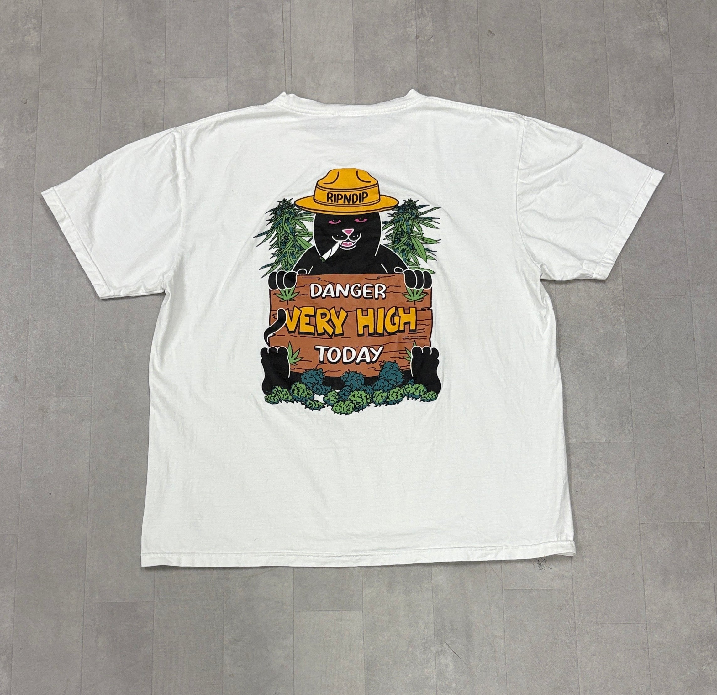 Vintage RipNDip Very High Smoking Tee - XL