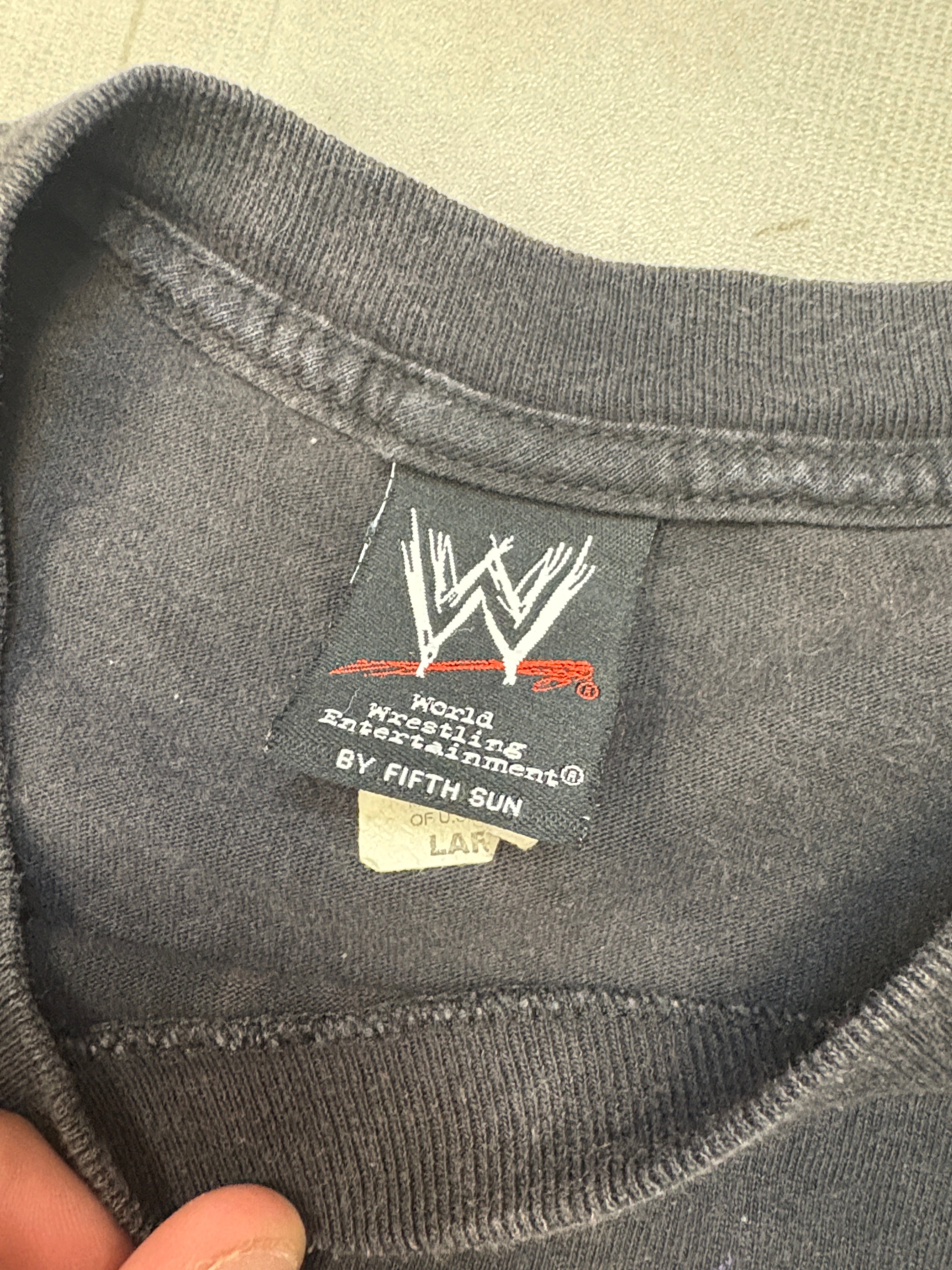 2007 WWE The Undertaker Rest in Peace Skulls Tee - LARGE