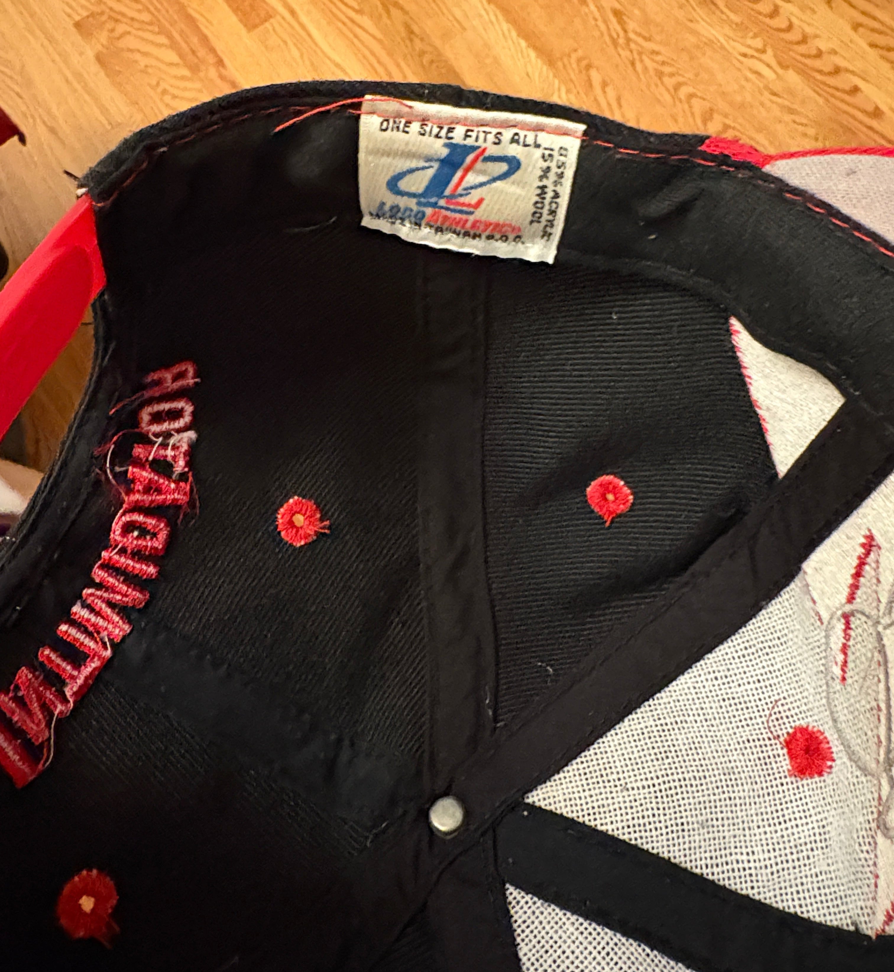 Vintage Dale Earnhardt “The Intimidator”Sharktooth Logo Athletic SnapBack Hat