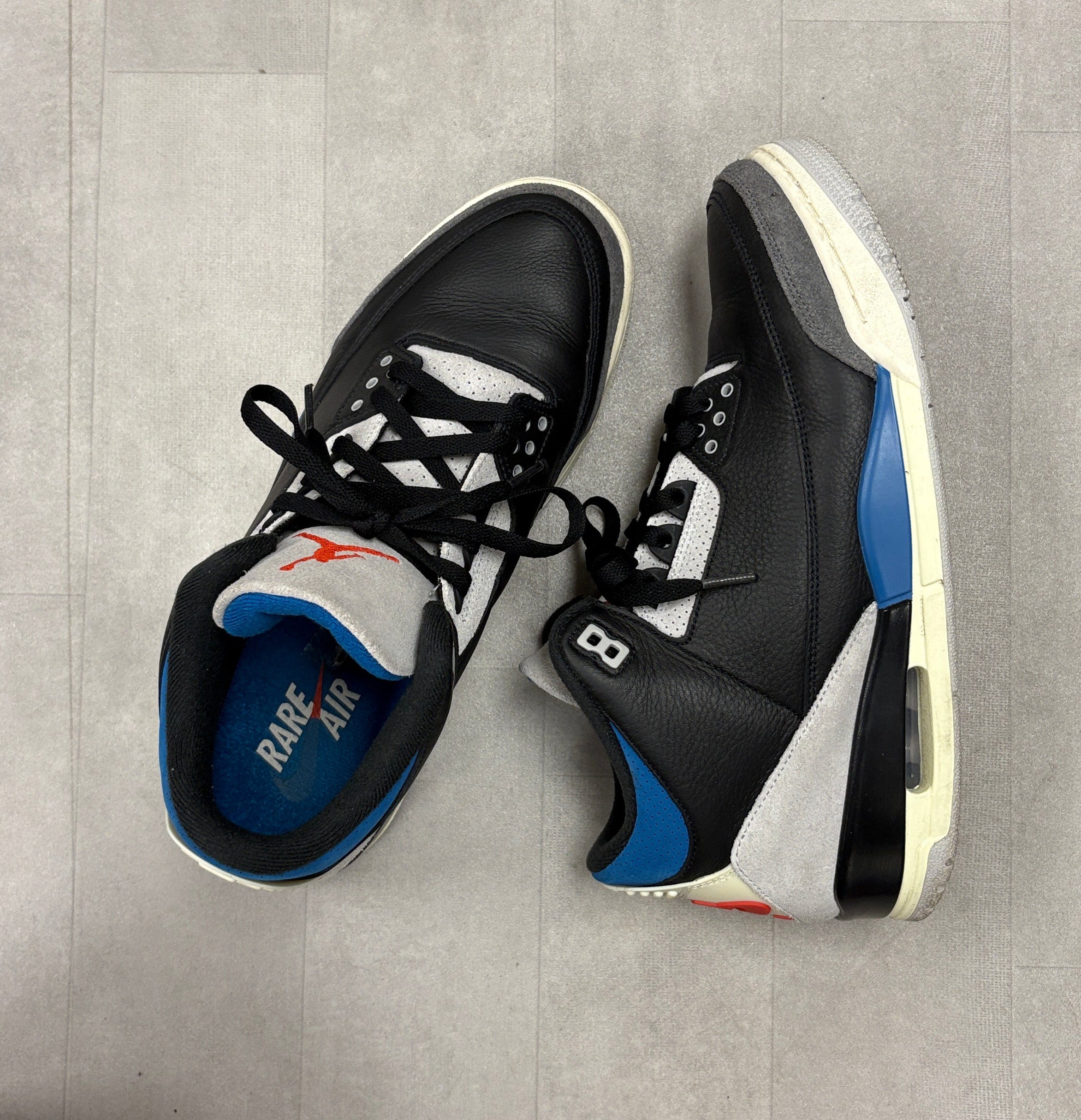 Nike Air Jordan 3 Retro OG Rare Air Sneakers