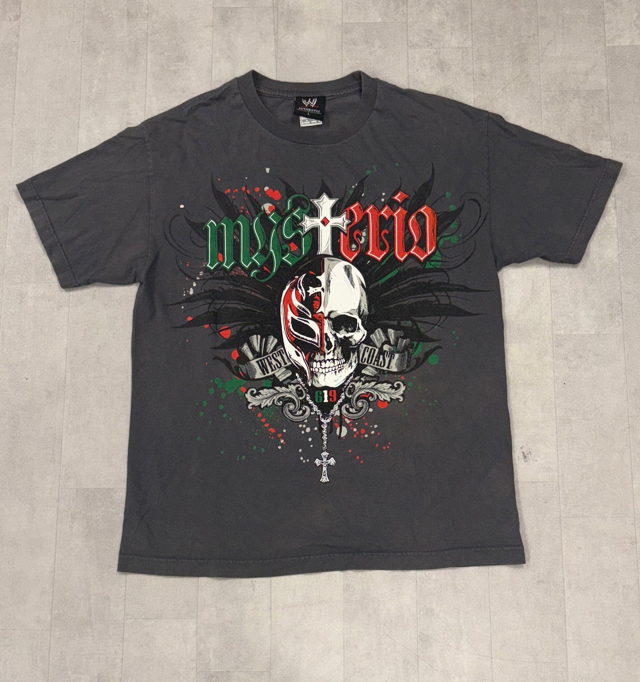 2007 WWE Rey Mysterio Master of the 619 Tee - LARGE