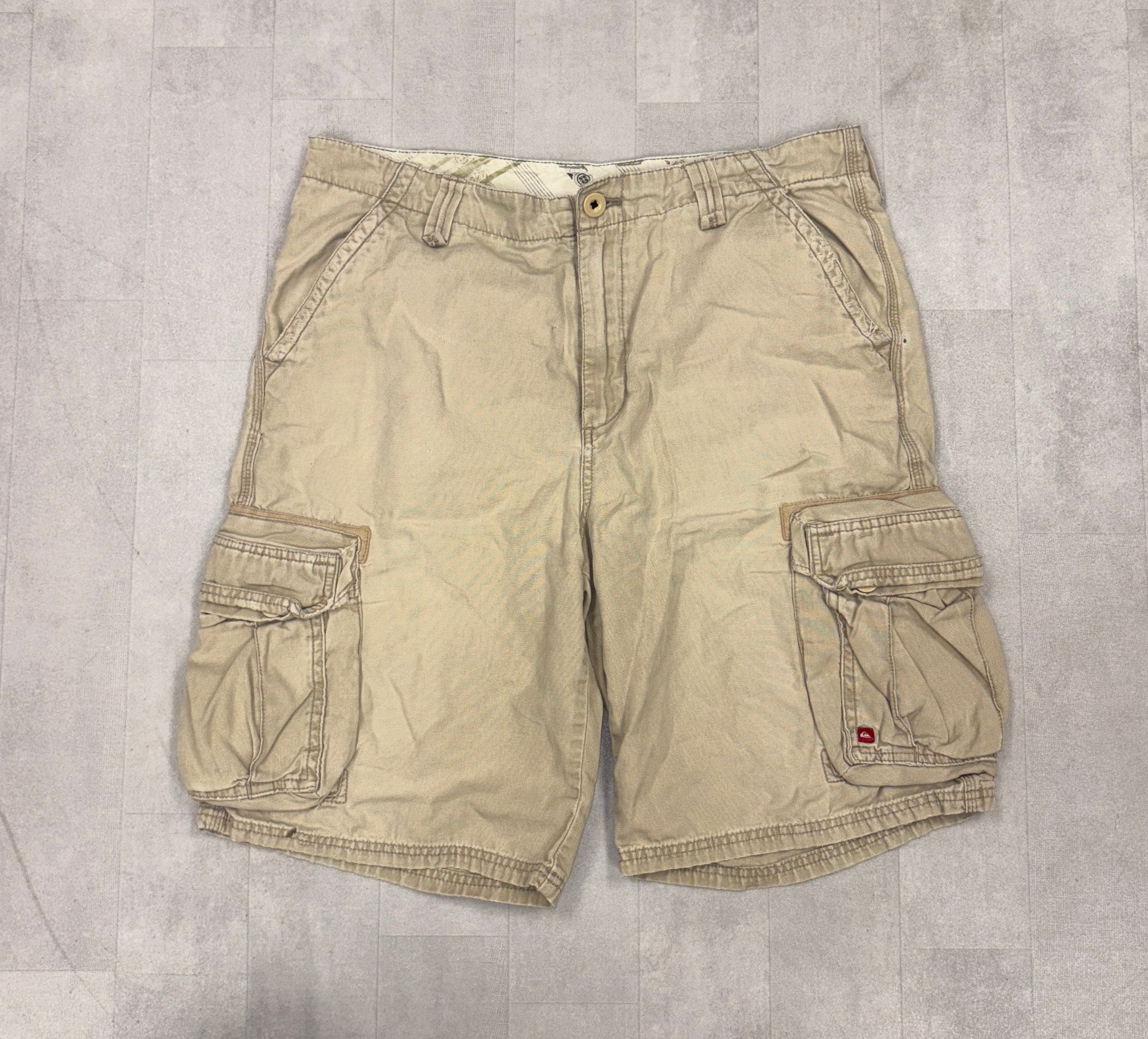 Quicksilver Cargo Khaki Shorts - SZ 34
