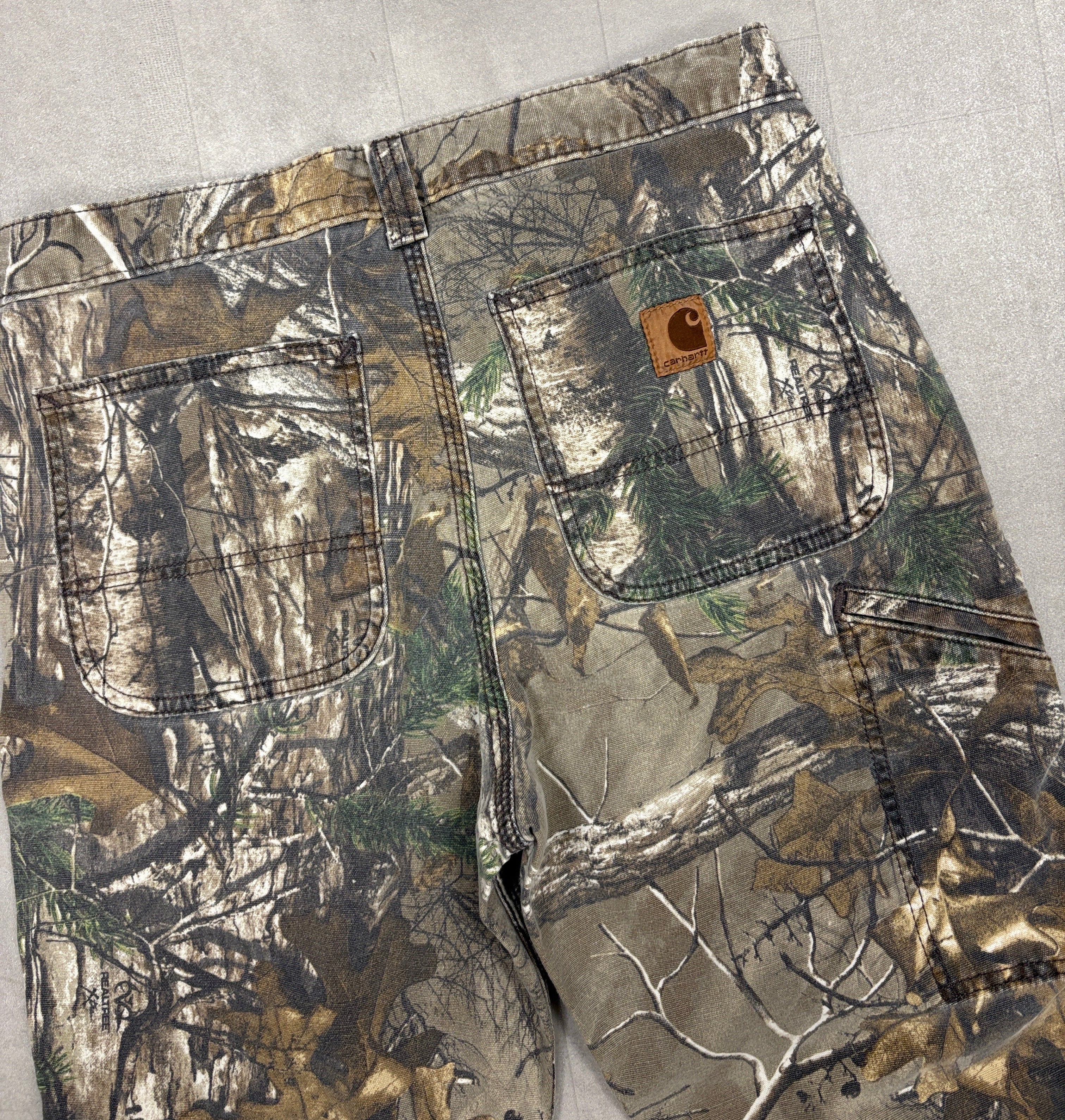 Carhartt Camo Pants - 32x31
