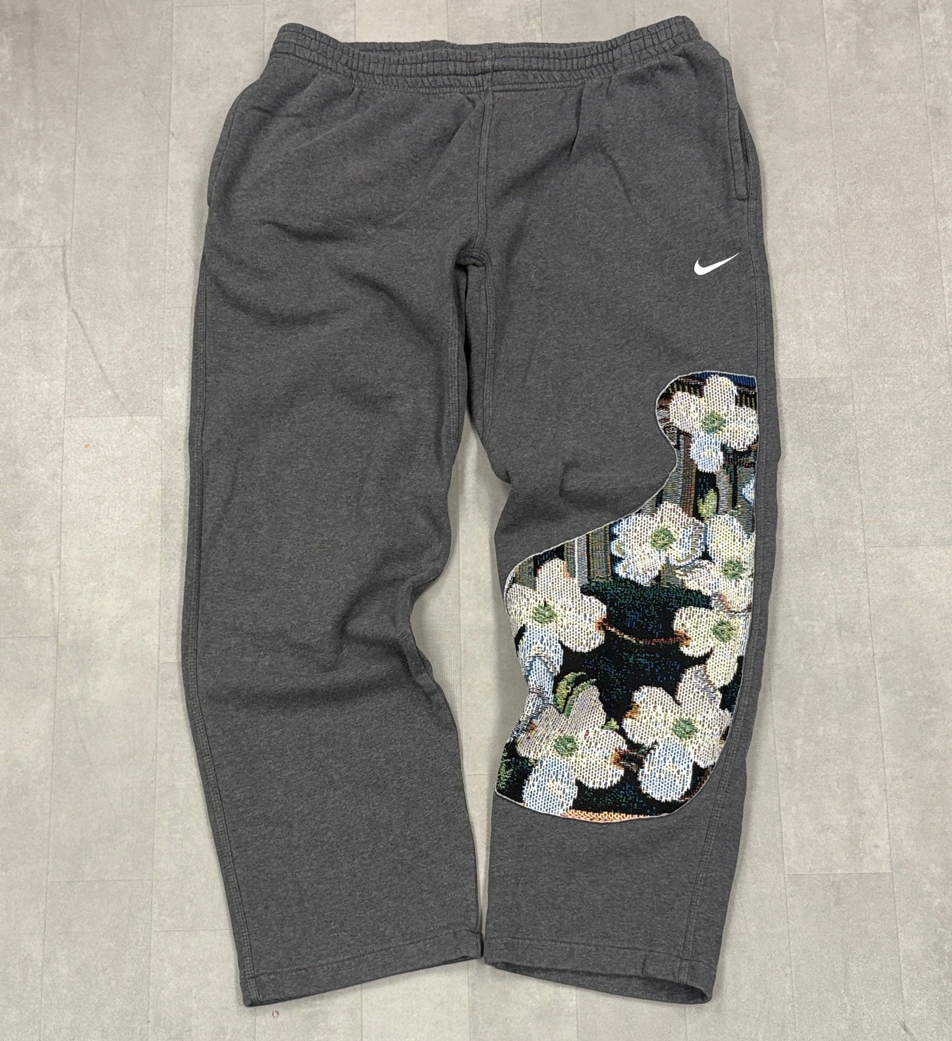 nike flower sweatpants