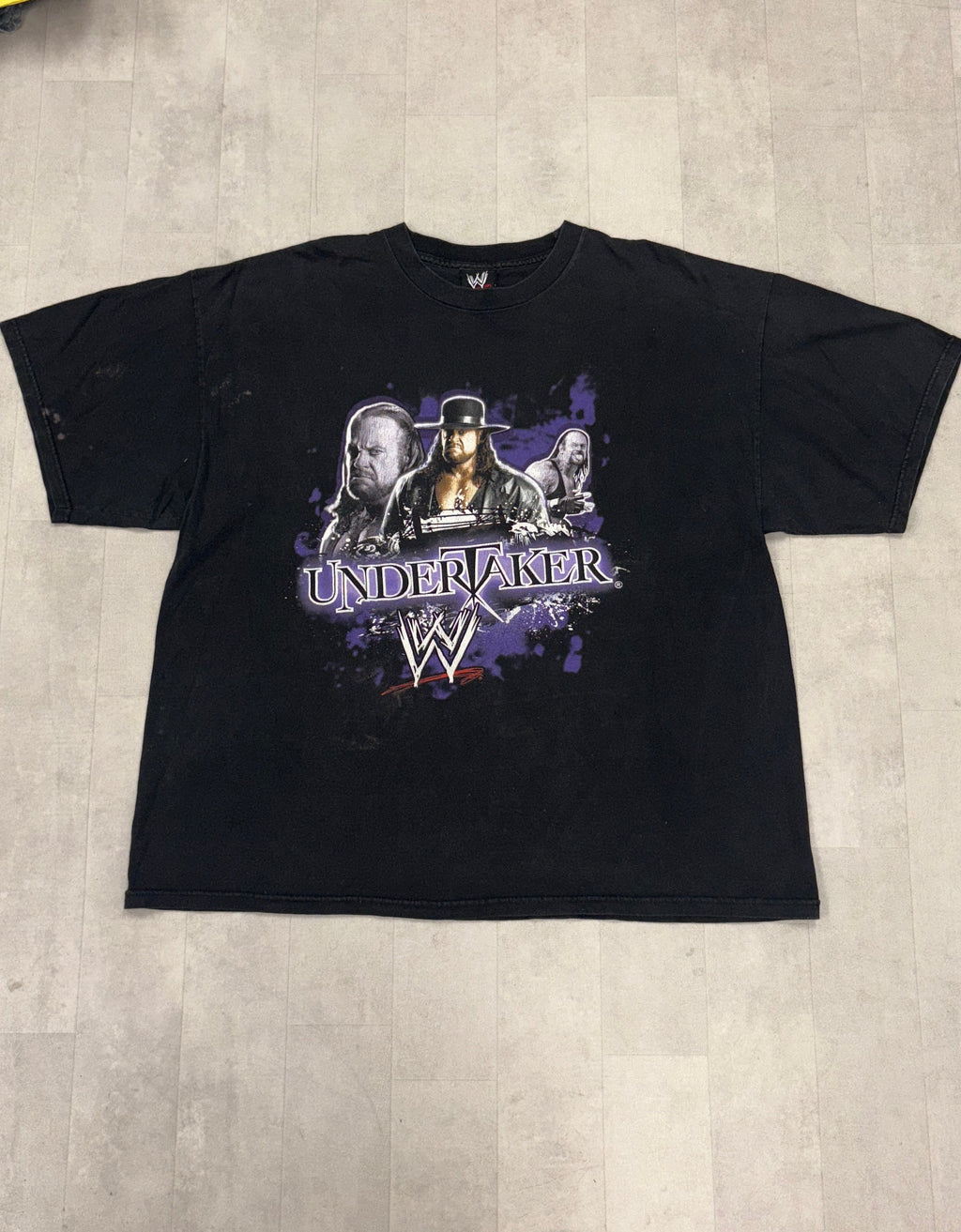 Vintage Y2K Undertaker Wrestling WWE Tee