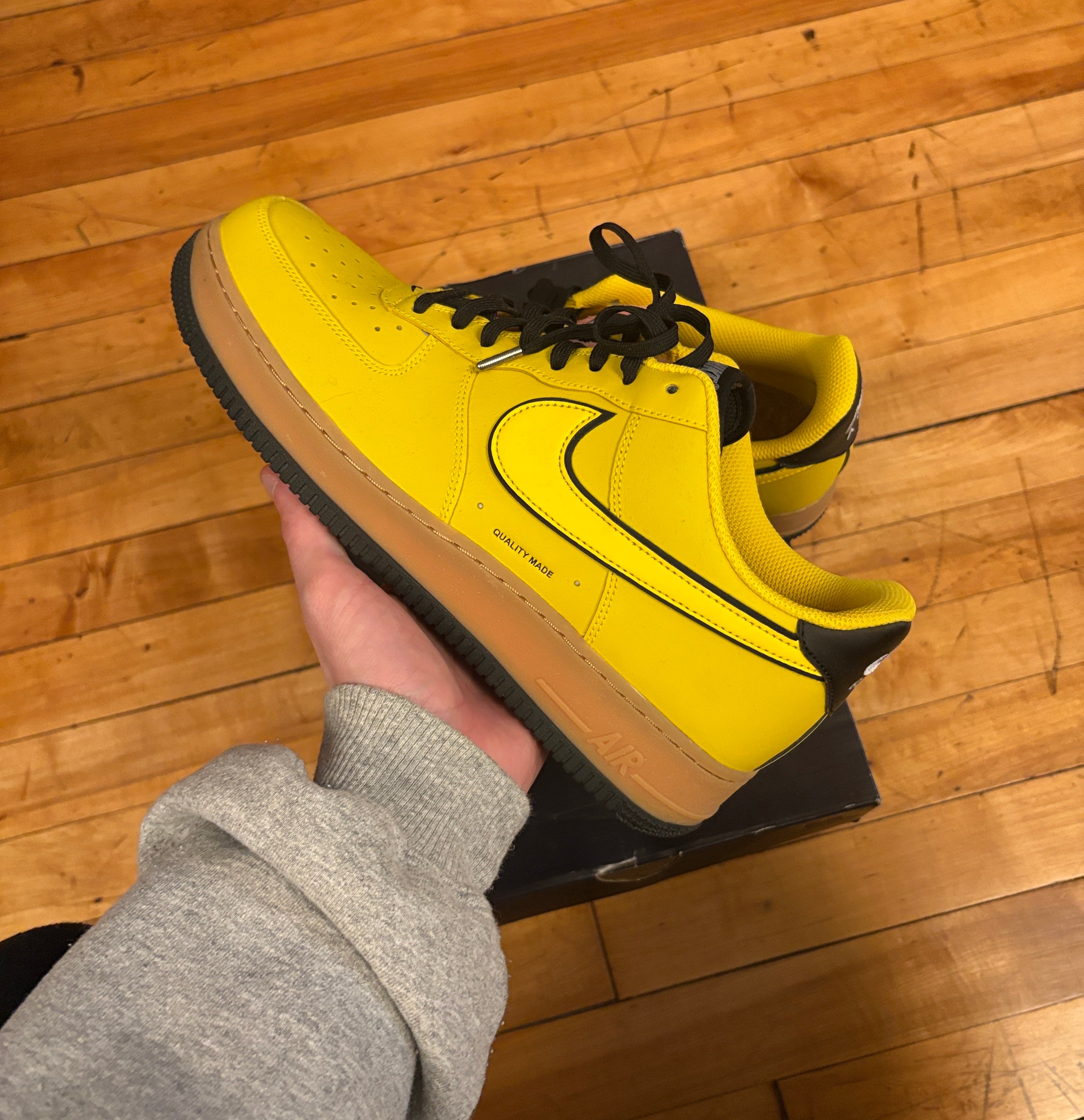 Nike Air Force 1 LV8 NO2 Gum/Yellow Sneakers - MENS 10.5