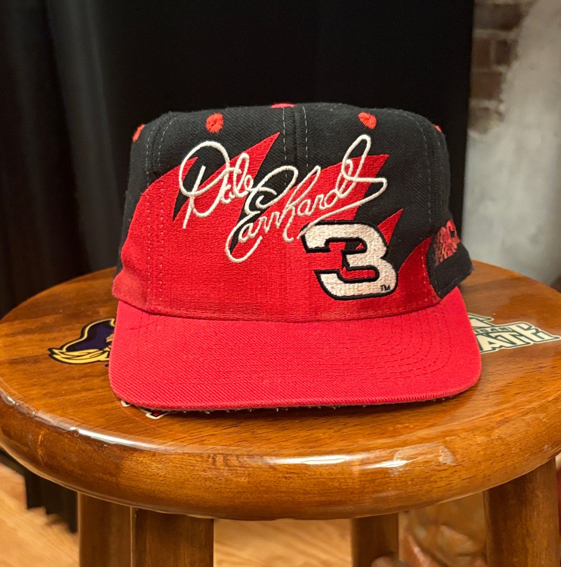 Vintage Dale Earnhardt “The Intimidator”Sharktooth Logo Athletic SnapBack Hat