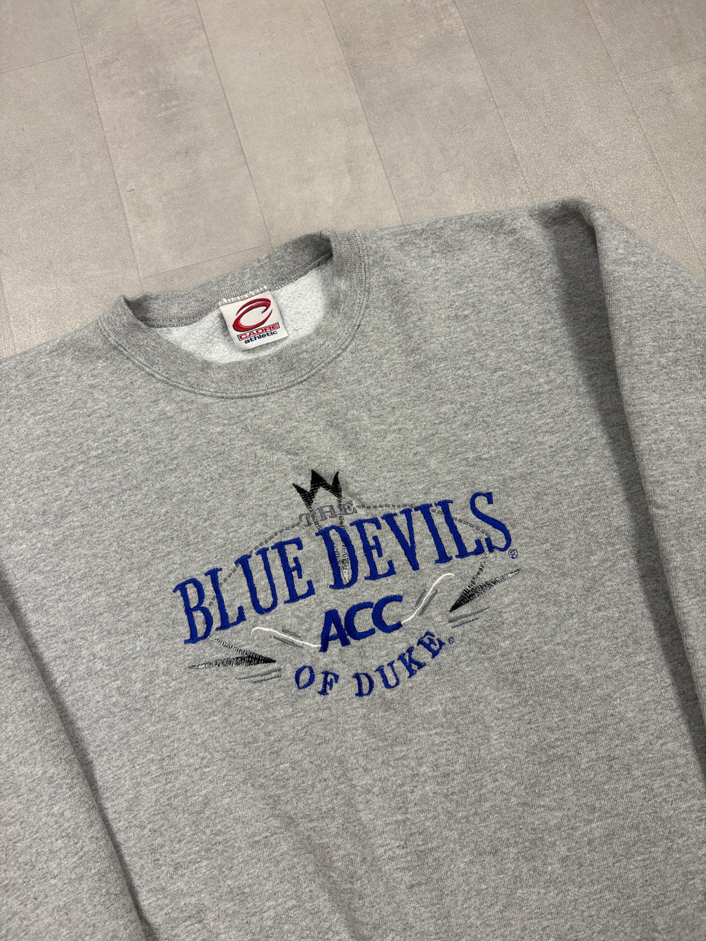 Vintage Embroidered Duke Blue Devils Crewneck Sweater - MEDIUM