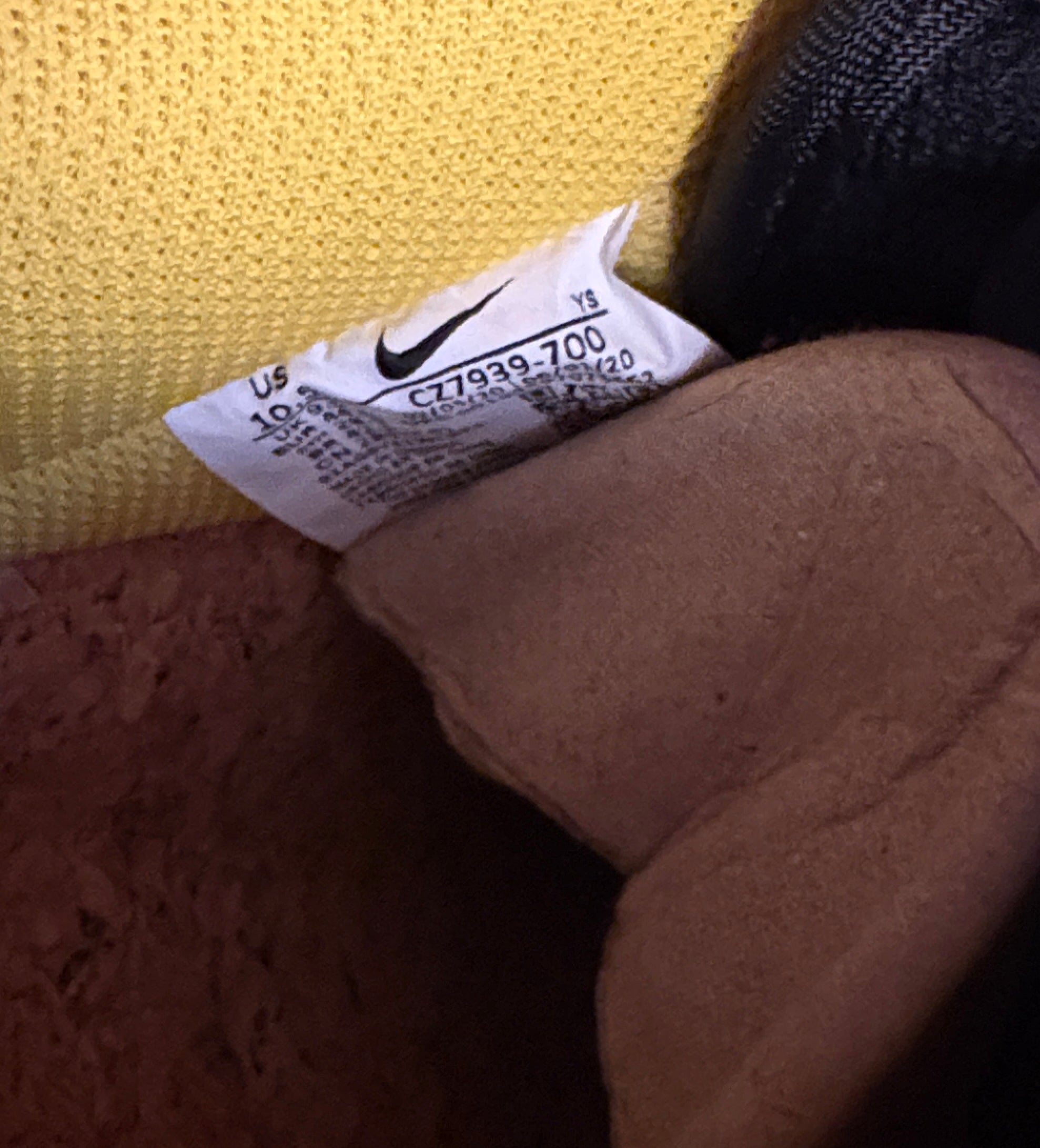 Nike Air Force 1 LV8 NO2 Gum/Yellow Sneakers - MENS 10.5