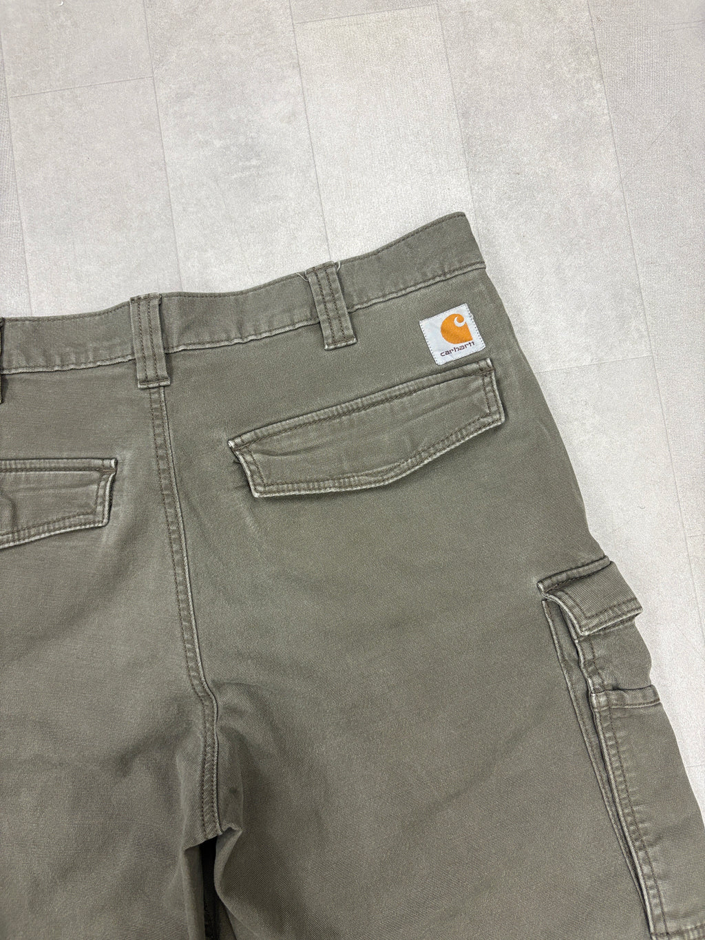 Carhartt Relaxed Fit Cargo Olive Shorts