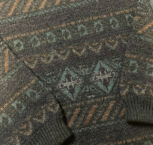 Vintage Patterned Crewneck Sweater - MEDIUM