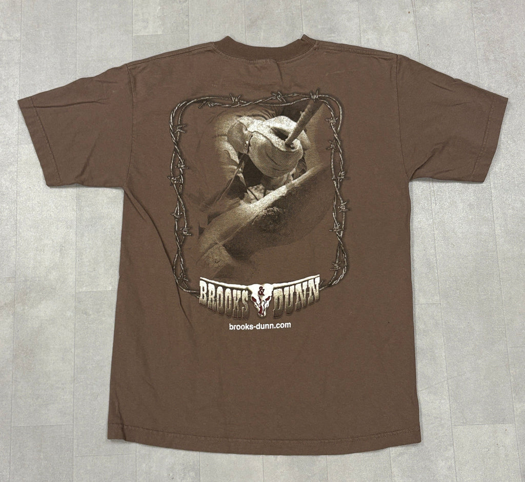 Vintage Brooks & Dunn 2001 Tour Tee - MEDIUM