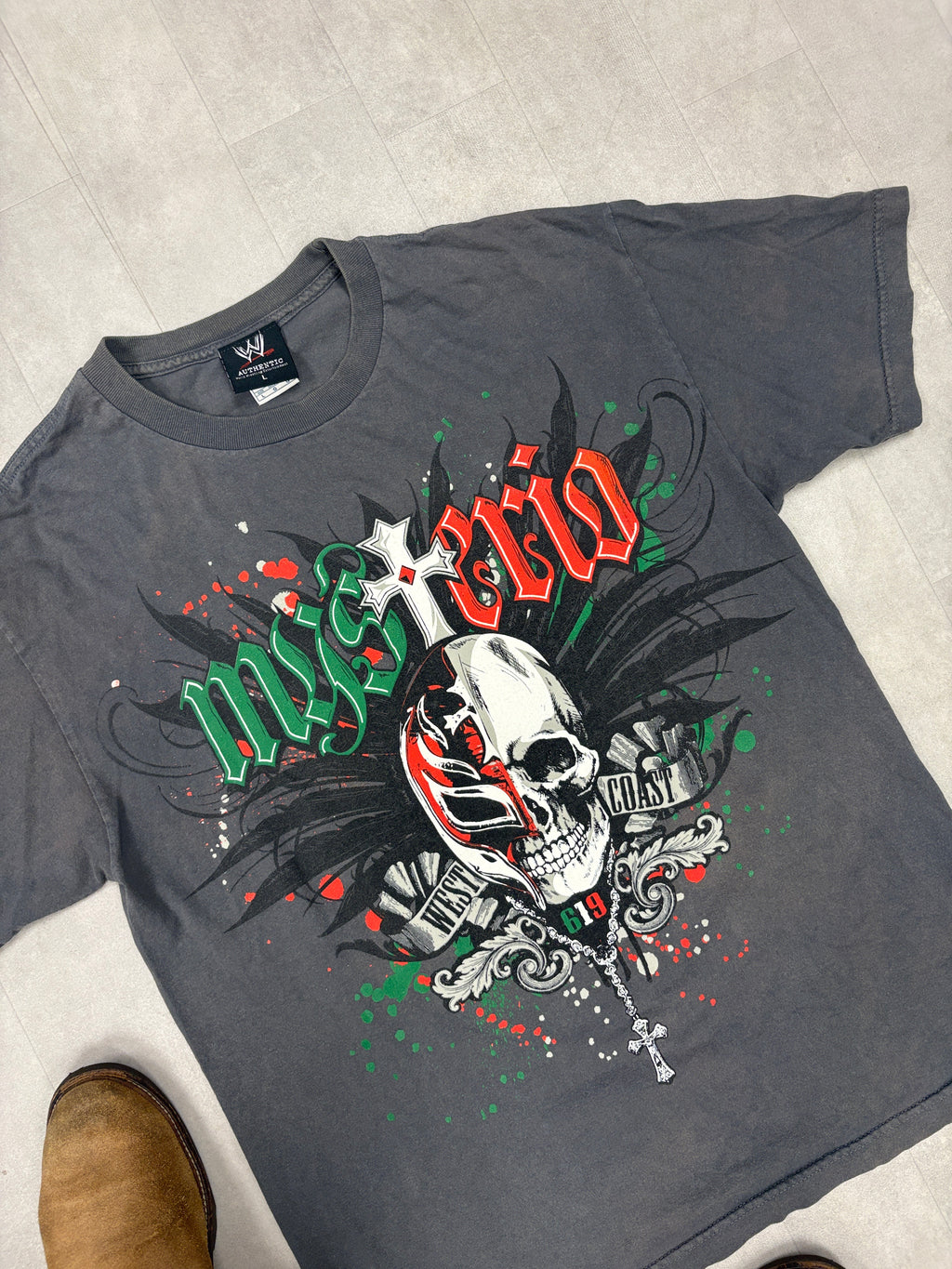 2007 WWE Rey Mysterio Master of the 619 Tee - LARGE